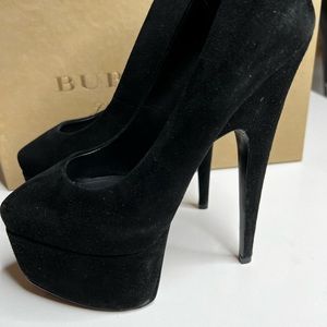 Original and authentic Giuseppe Zanotti